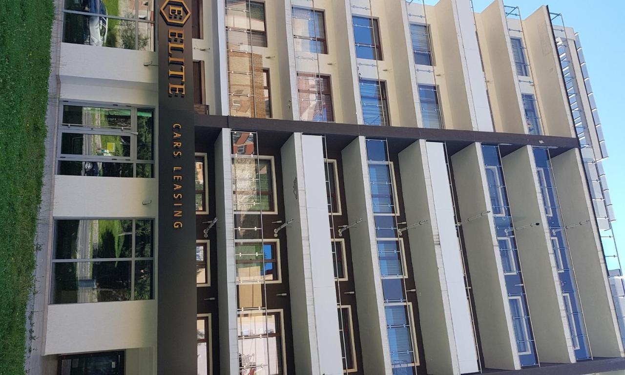 Apartament Monadin 3 Braşov Buitenkant foto