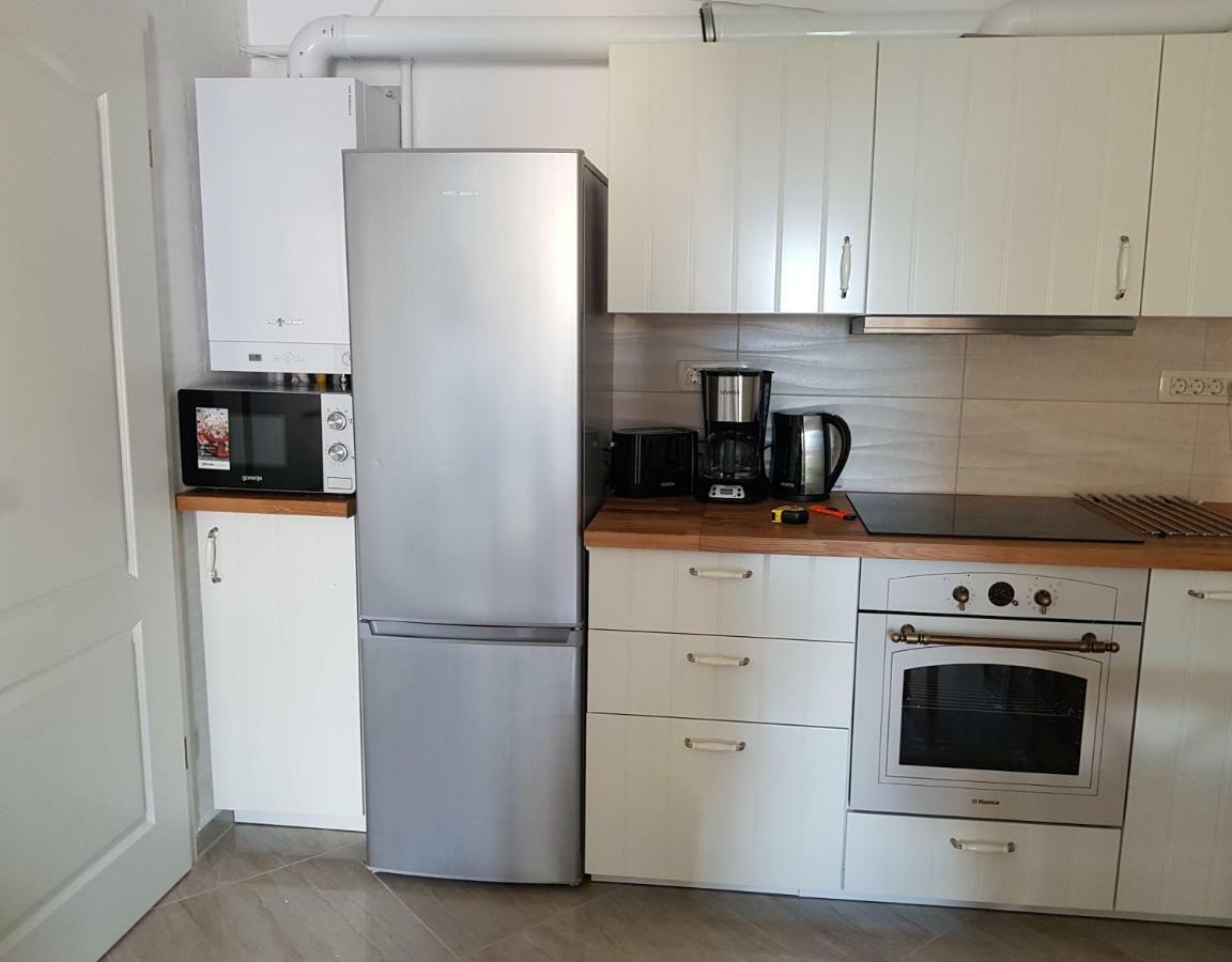 Apartament Monadin 3 Braşov Buitenkant foto