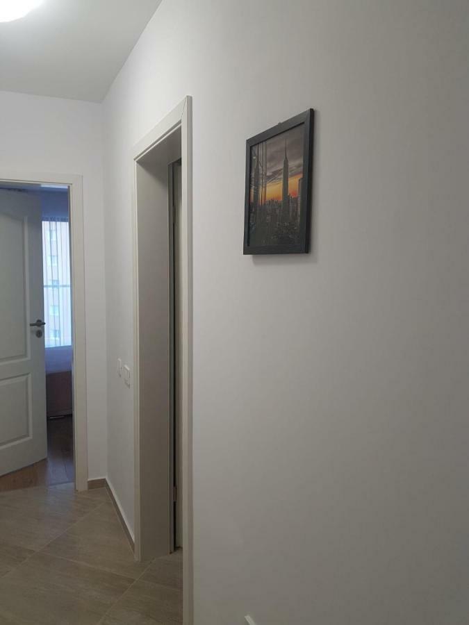 Apartament Monadin 3 Braşov Buitenkant foto