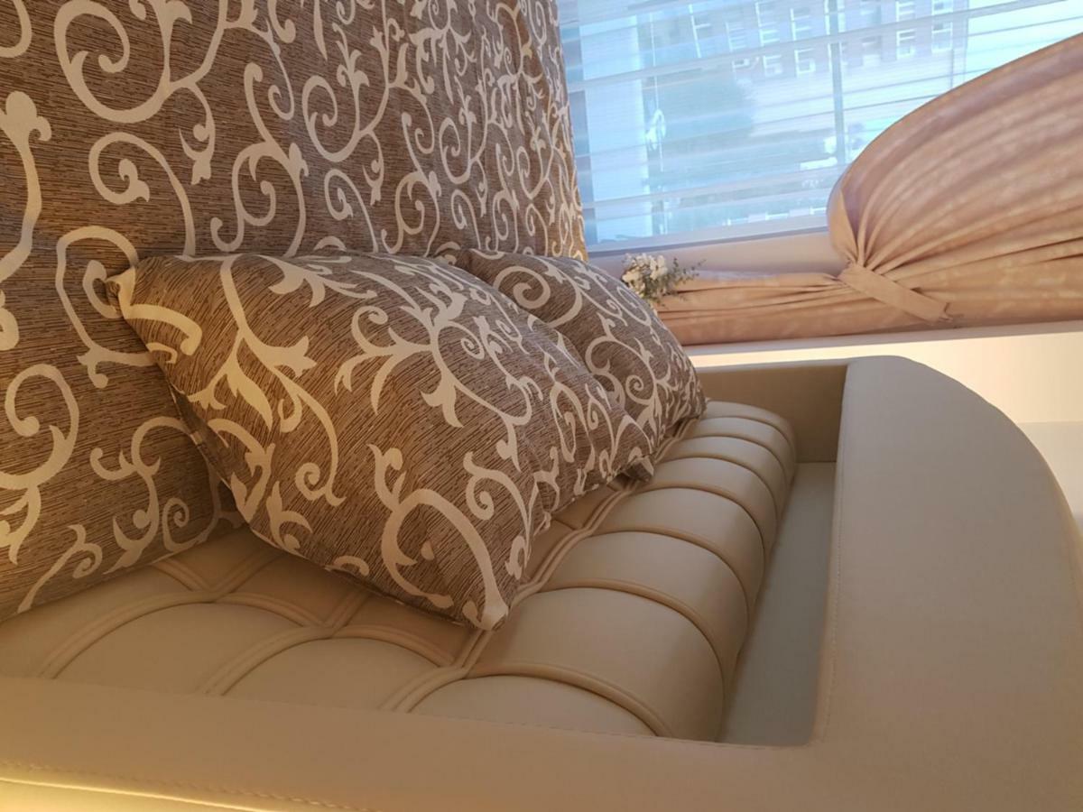 Apartament Monadin 3 Braşov Buitenkant foto